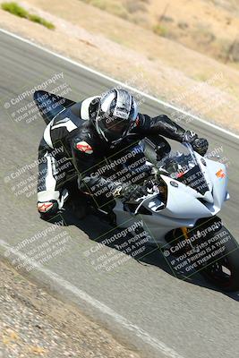 media/Oct-16-2022-TrackXperience (Sun) [[236a00b5b6]]/Group 3/session 4 turn 2/